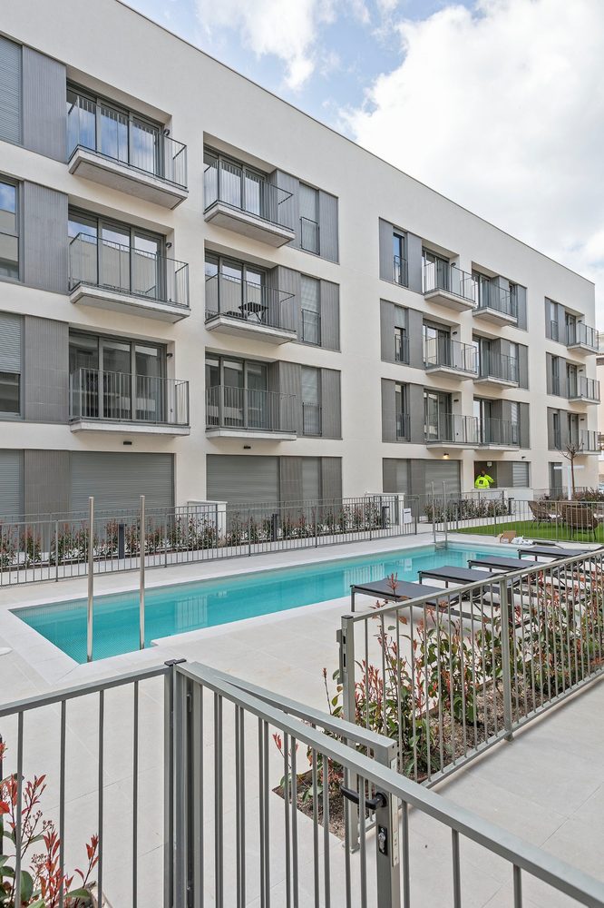 Proyecto de instalaciones integrales en promoción residencial en Terrassa (Barcelona) por BENMITSU