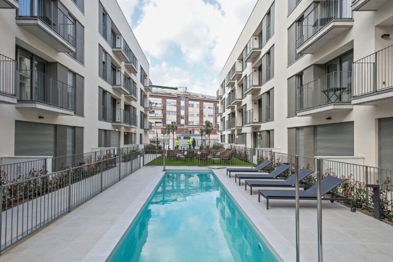 Proyecto de instalaciones integrales en promoción residencial en Terrassa (Barcelona) por BENMITSU