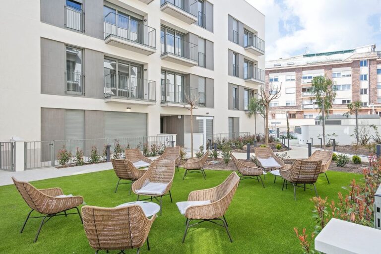 Proyecto de instalaciones integrales en promoción residencial en Terrassa (Barcelona) por BENMITSU