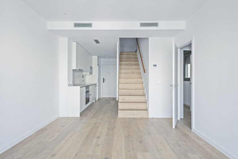 Proyecto de instalaciones integrales en promoción residencial en Terrassa (Barcelona) por BENMITSU