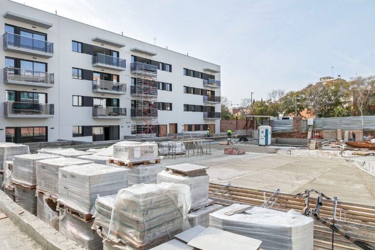 Proyecto de instalaciones integrales en promoción residencial en Vilanova i la Geltrú (Barcelona) por BENMITSU