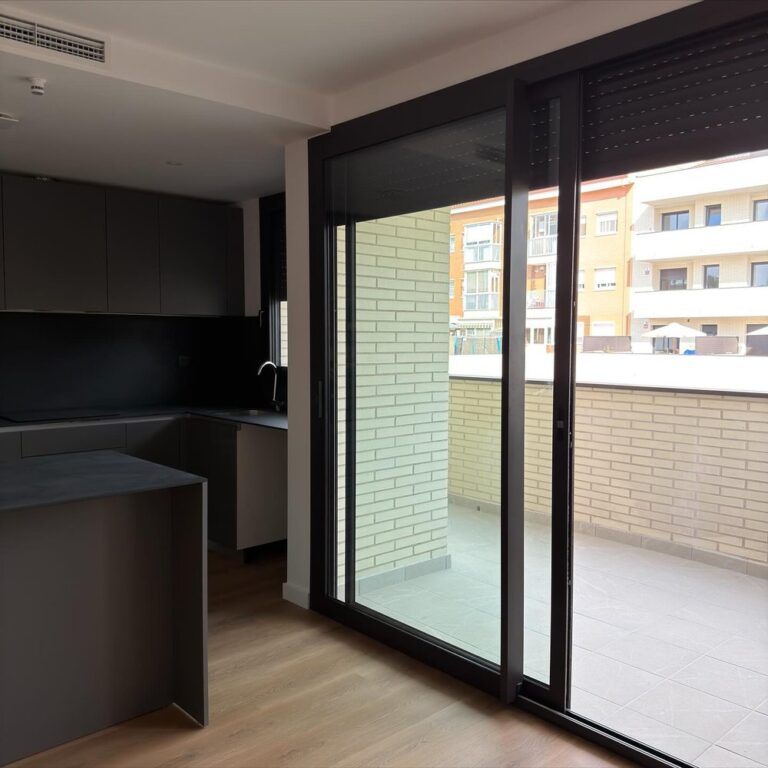 Instalaciones integrales en promoción residencial en Cardedeu (Barcelona) por BENMITSU