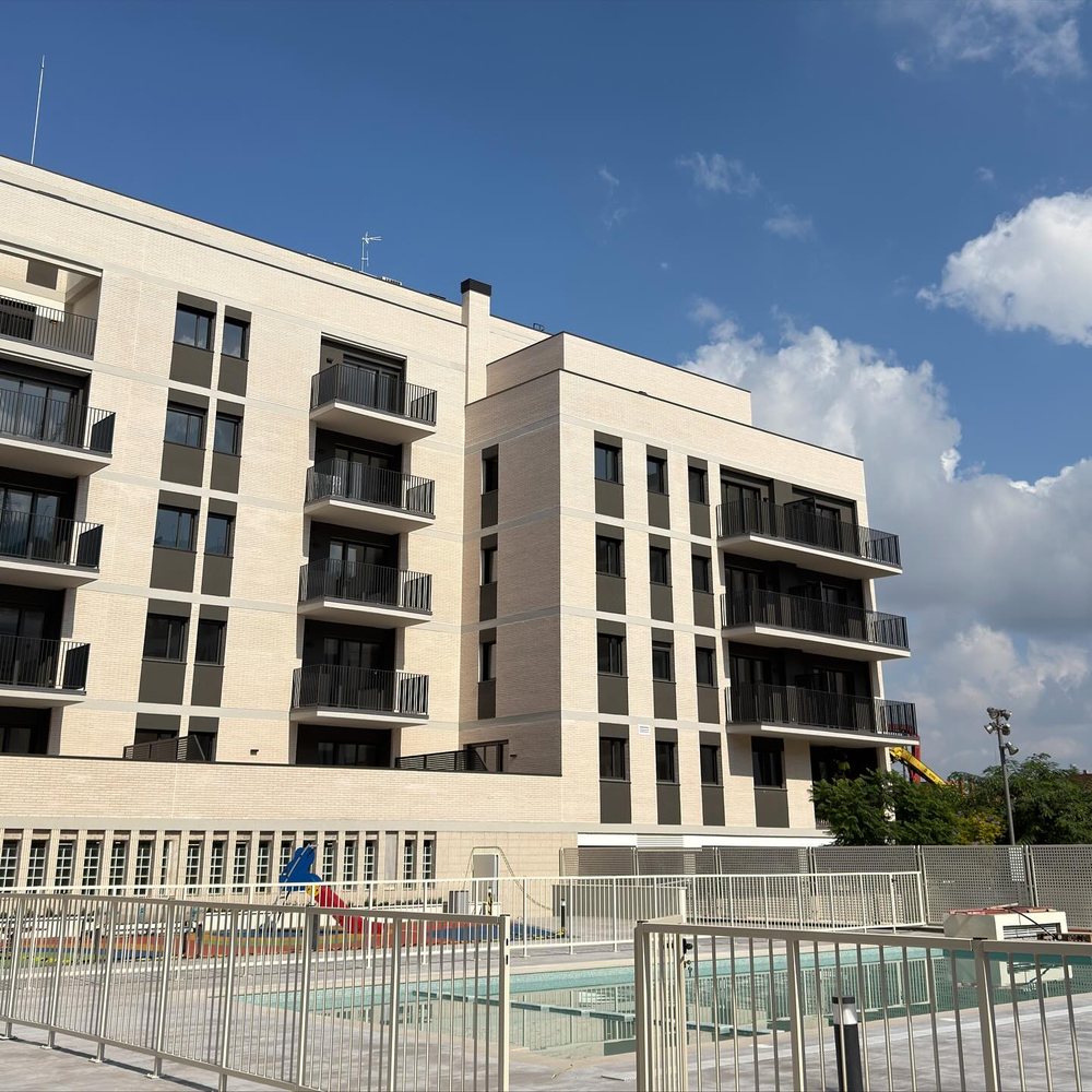 Instalaciones integrales en promoción residencial en Martorell (Barcelona) por BENMITSU